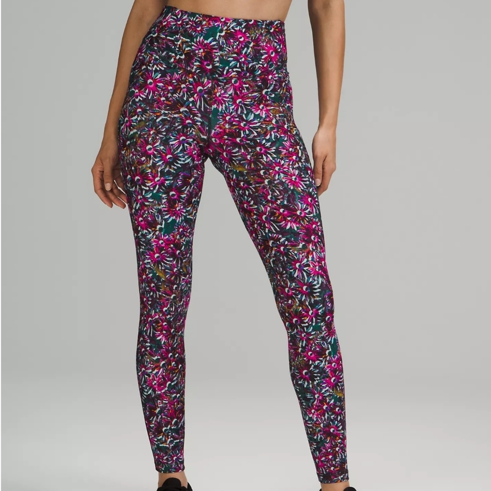 *NWT* Lululemon Womens Size 2  Base Pace HR Tight 28" Floral